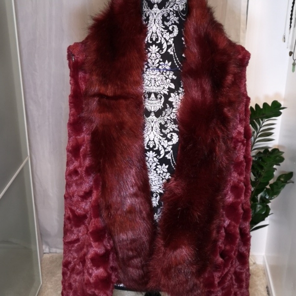 🎉SALE 2/$25🎉 - Picture 2 of 5